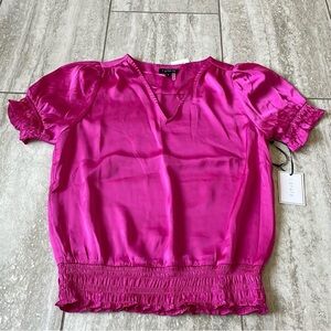 1.State pink  V neck,puffed sleeves,elastic waist for women
